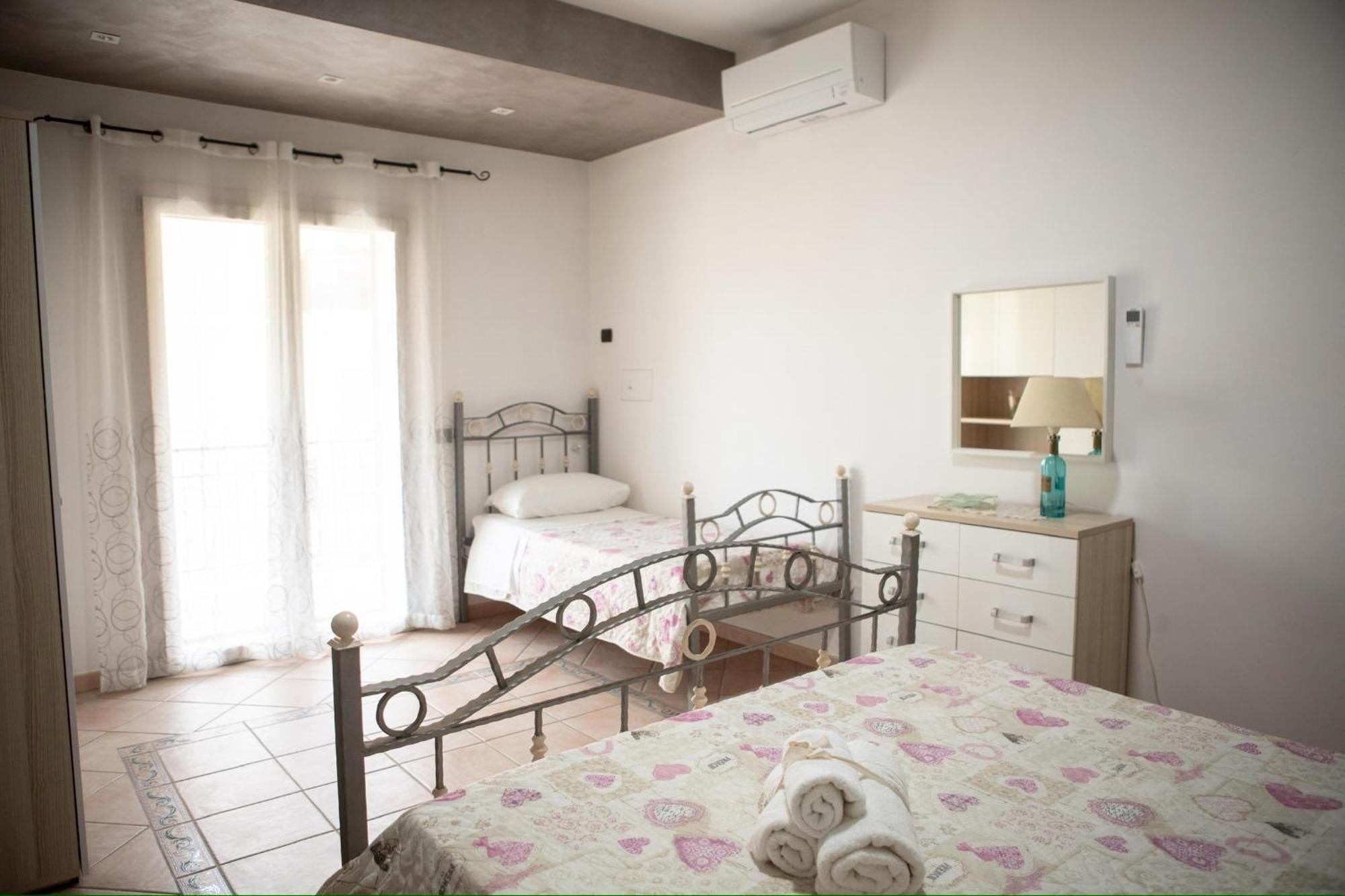 Casa Anna Apartments Пимонте Экстерьер фото